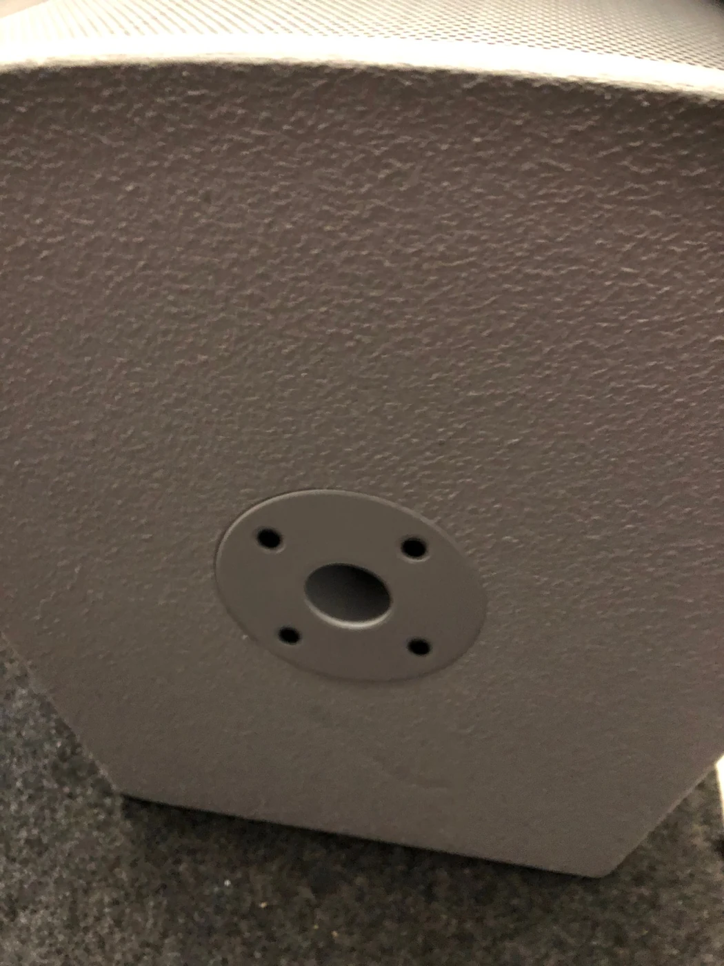 White S118 finish and pole-mount detail