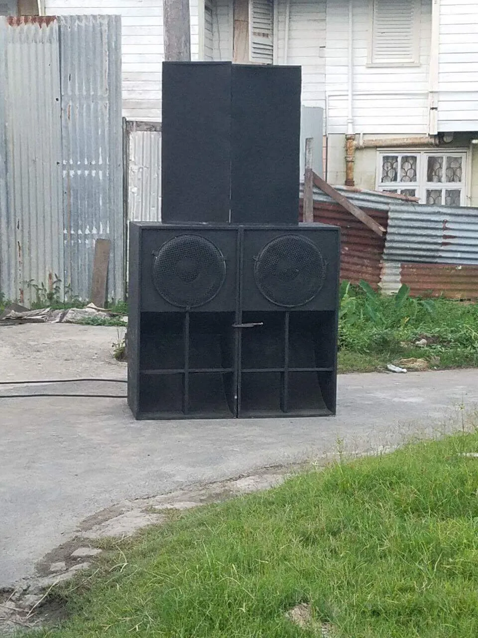 Finished customer-built loudspeaker stack