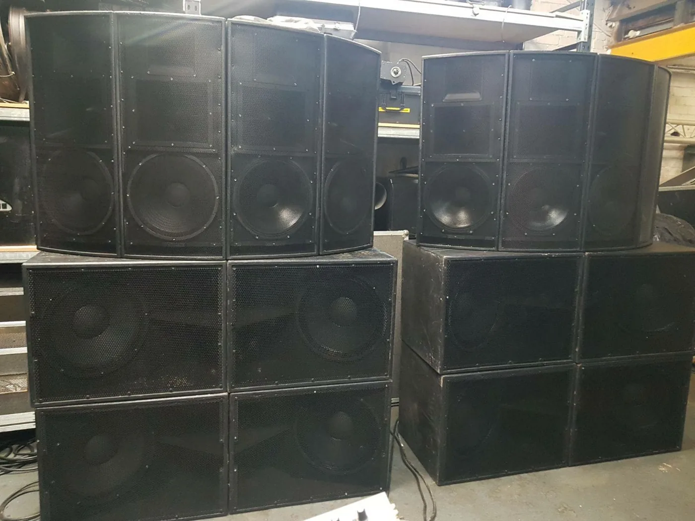 Customer MT1581 system paired with the customer’s own subwoofers