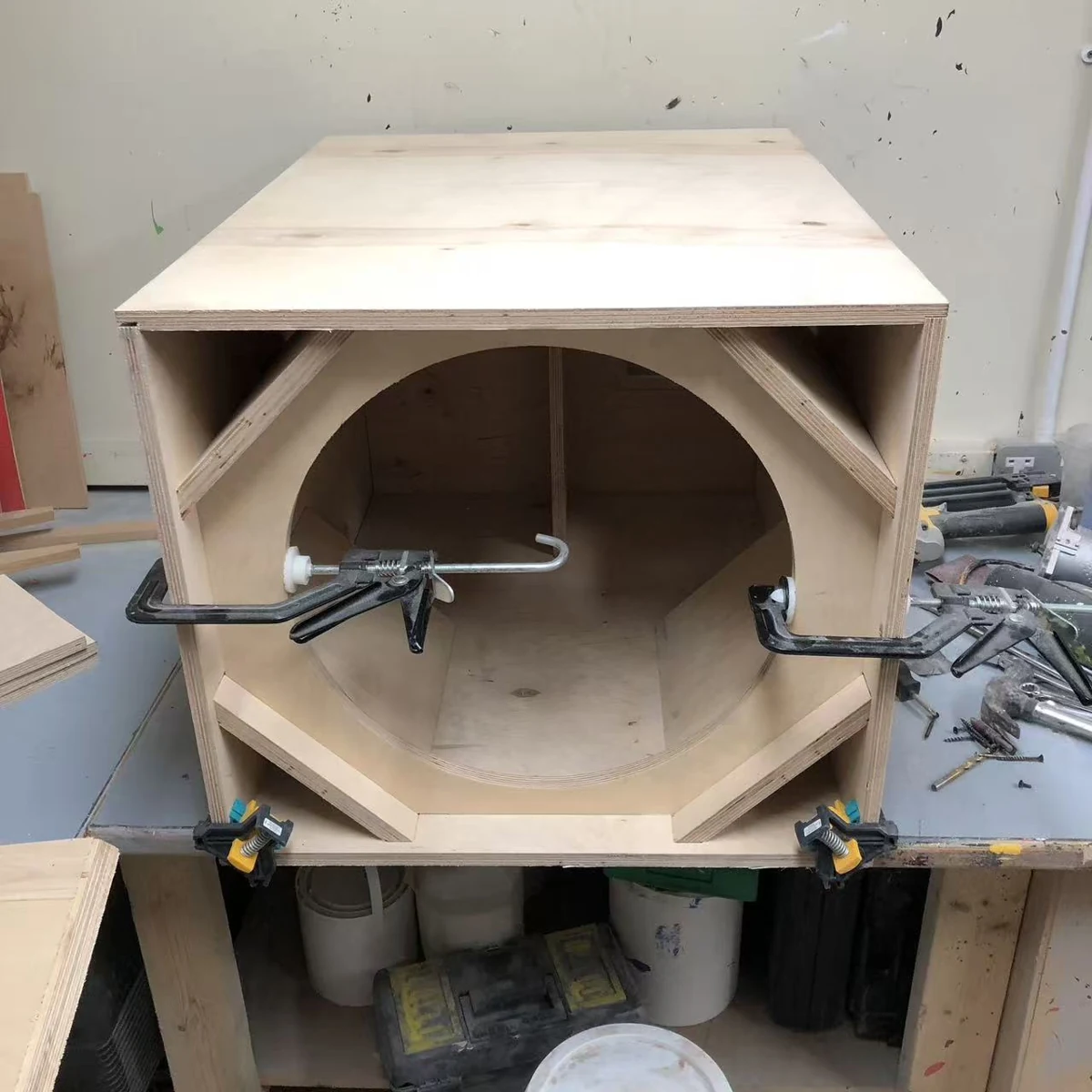 S118 cabinet with top panel fitted