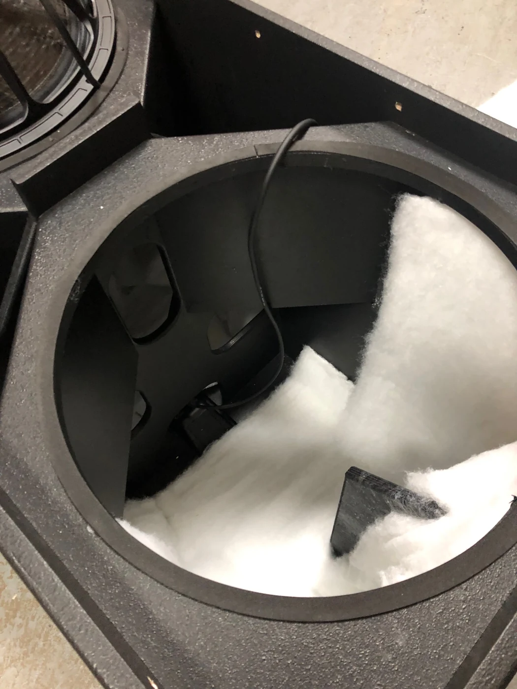 SB218 cabinet lining and internal wiring